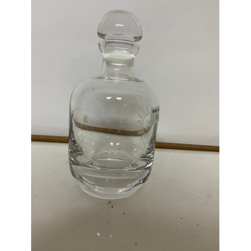 325 - Vintage round clear glass whisky decanter 23cms