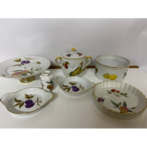 334 - Selection of Royal Worceter 'Evesham' design comprising bean pot and lid, flan dish, cake plate, sou... 