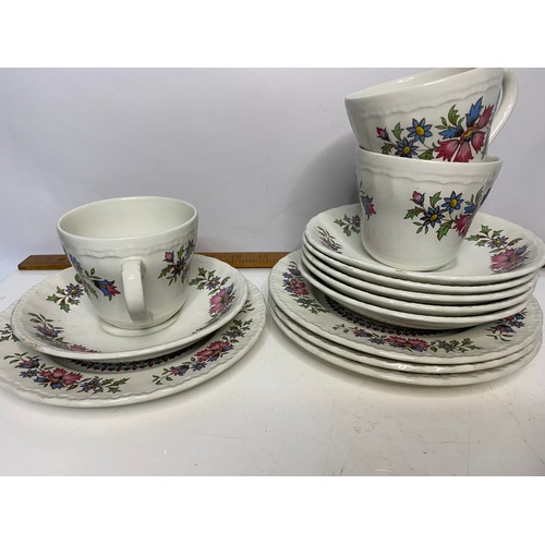 656 - 14 piece Art Deco tea set and 13 piece Royal Cauldron ware cups, saucers and plates.