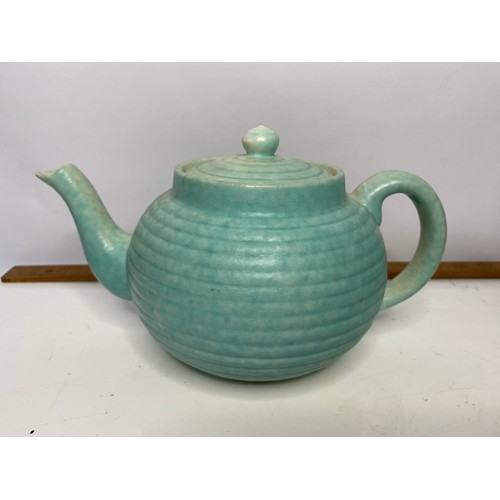 657 - George Clew & Co Teapot, 24 pieces of 