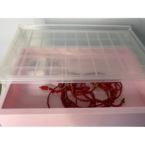 663 - Set of 8 x plastic storage drawers containing selection of costume jewellery and 2 wicker storage ba... 