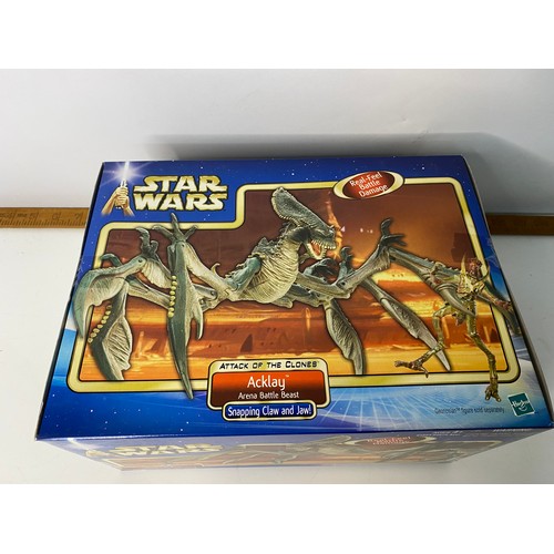 723 - Star Wars, Episode II Attack of the Clones, Acklay Arena Battle Beast, boxed new sealed condition. M... 