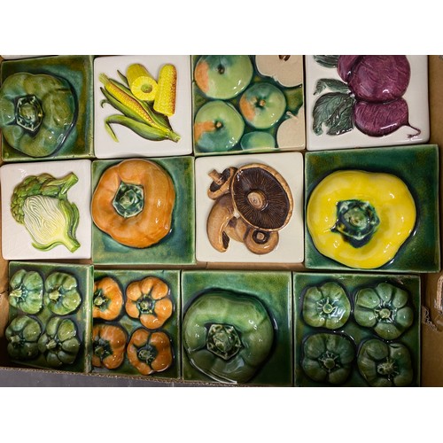 728 - Vegetable tiles depicting various vegetables consisting of 21 kitchen tiles, 20 of which are 10cm sq... 