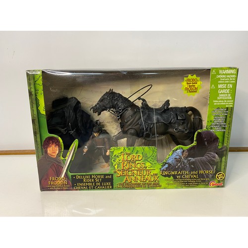 734 - Toy Biz Lord of the Rings, The Fellowship of the Ring Special Horse and Rider deluxe set with Frodo.... 