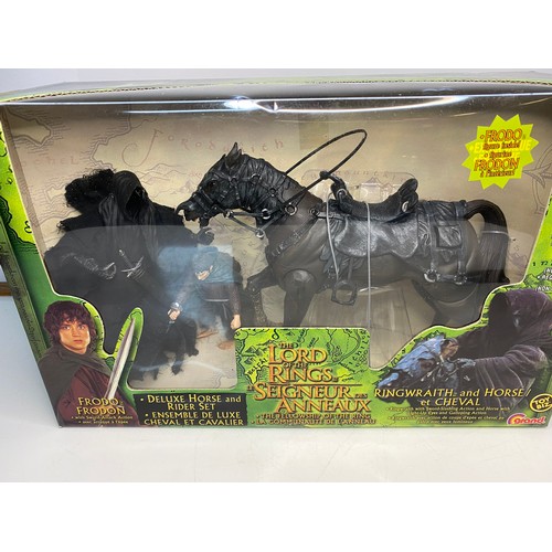 734 - Toy Biz Lord of the Rings, The Fellowship of the Ring Special Horse and Rider deluxe set with Frodo.... 