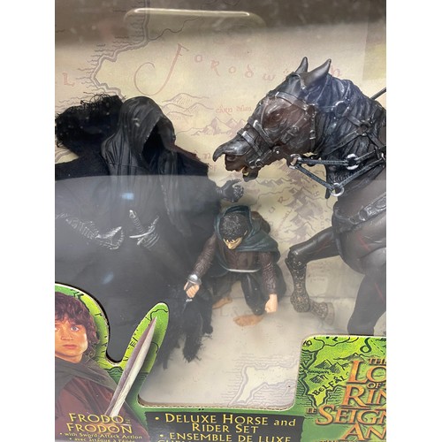 734 - Toy Biz Lord of the Rings, The Fellowship of the Ring Special Horse and Rider deluxe set with Frodo.... 