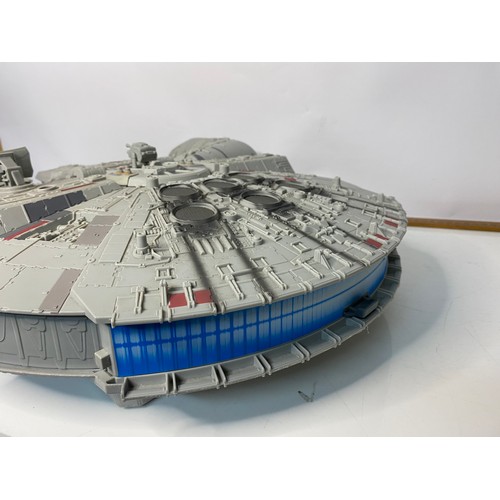 559 - Star Wars Millenium Falcon from Hasbro