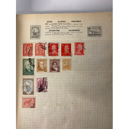 582 - 4 x vintage stamp albums