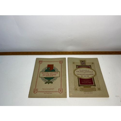 518 - Collection of trade cards, cigarette cards and tea cards