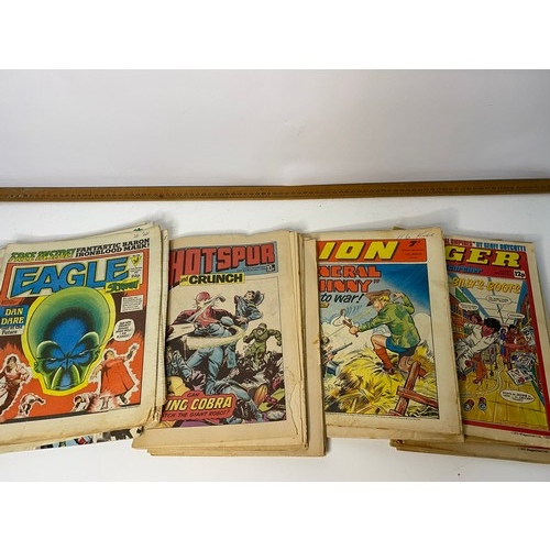 535 - Collection of vintage comics, Eagle, Hotspur, Tiger and Lion