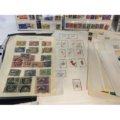 568 - Large collection of stamps.