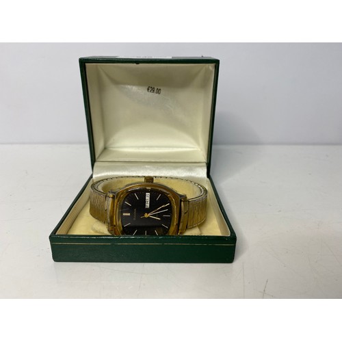 588 - Gents Bulova automatic watch