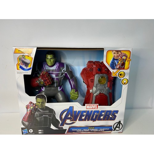 133 - Marvel Avengers Hulk with Gauntlet and Figure, boxed as new.