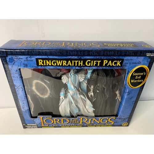 260 - Toy Biz The Lord of the Rings The Return of the King Ringwraith gift set of Savron's Evil Warriors, ... 