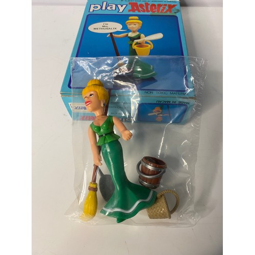 250 - Vintage Play Asterix, Mrs Methusalix boxed complete figure. Sealed in original packaging it is in mi... 