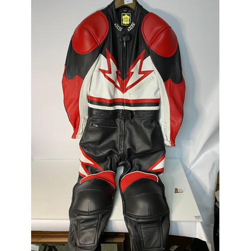 191 - One piece leather Motorcycle suit size XS