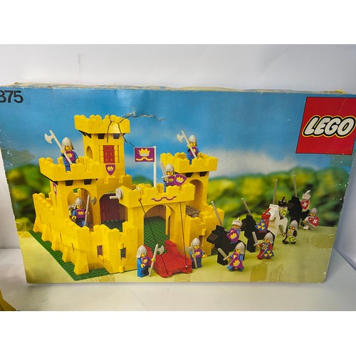 266 - Vintage Lego Castle 375 boxed complete. Lego 375 Yellow Castle made in 1978 complete with all 14 min... 