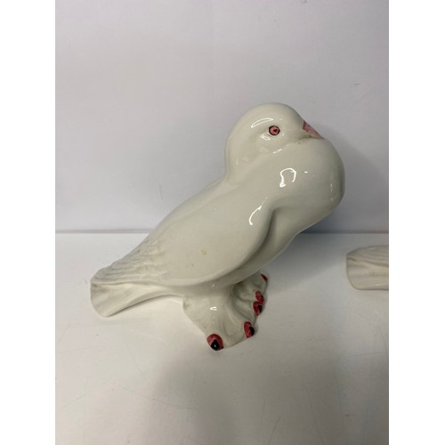 315 - Pair of white doves from Casa Pupo of London measuring 18 cms tall