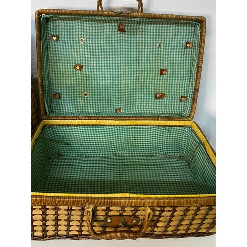 97 - Picnic basket and 2 wicker baskets. Picnic basket measures 47 x 32 cms