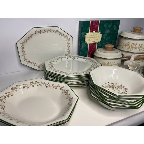 112 - Selection of Eternal Beau dinner ware. 6 plates 6 side plates serving plates and dishes, 3 pan set.