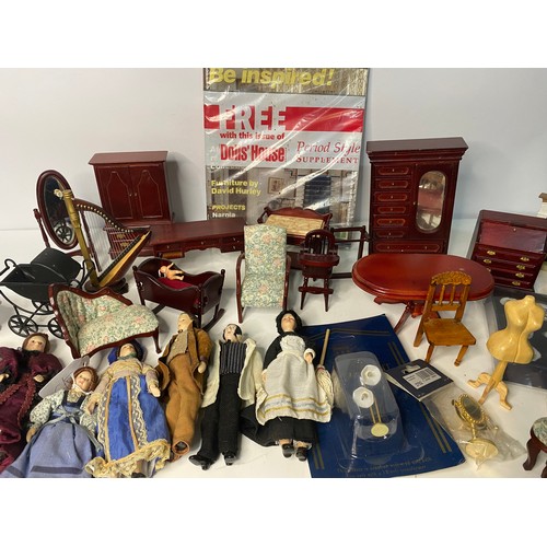 354 - Selection of dolls house furniture, porcelain dolls and sundries