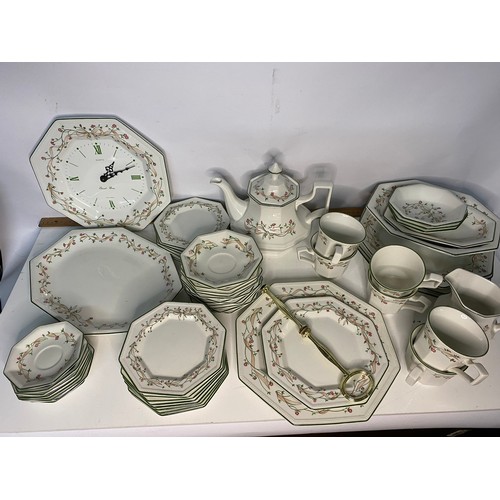 190 - Selection of 52 pieces of Johnson Bros Eternal Beau dinnerware.