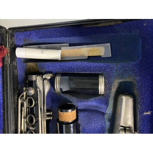 415 - Buffet Crampon Evette clarinet in case