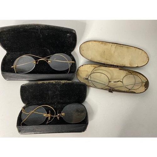 91 - Selection of Victorian/Edwardian spectacles, 2 in tortoiseshell.