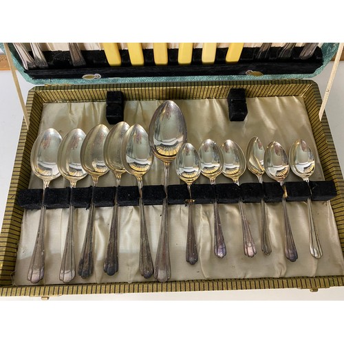 662 - A canteen of cutlery by L R Watson and Co. Sheffield