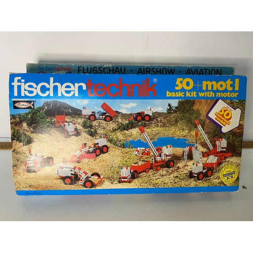 693 - 2 Vintage Fischer Technik platsets.