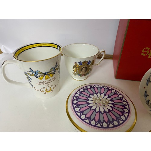 777 - Selection of Royal memorabilia items including Coalport, Spode, Royal Stafford, Crown Staffordshire ... 