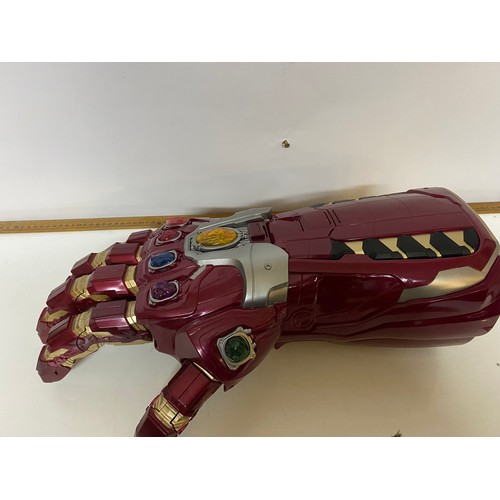 787 - Marvel Legends Series Avengers: Endgame Power Gauntlet articulated electronic fist