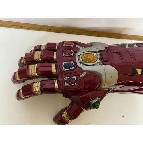 787 - Marvel Legends Series Avengers: Endgame Power Gauntlet articulated electronic fist