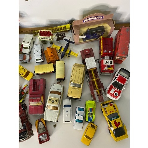 694 - Box of various die cast vehicles from Matchbox, Corgi and others.