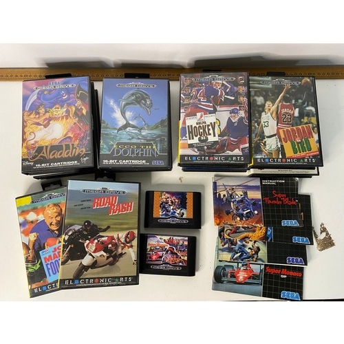 LOT SEGA MEGADRIVE Pal Sonic Streets Of Rage Shinobi Golden Axe Jeux