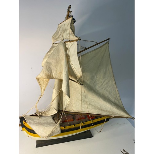 31 - Model Ship, HMS Hunter 1797. 82x58cms