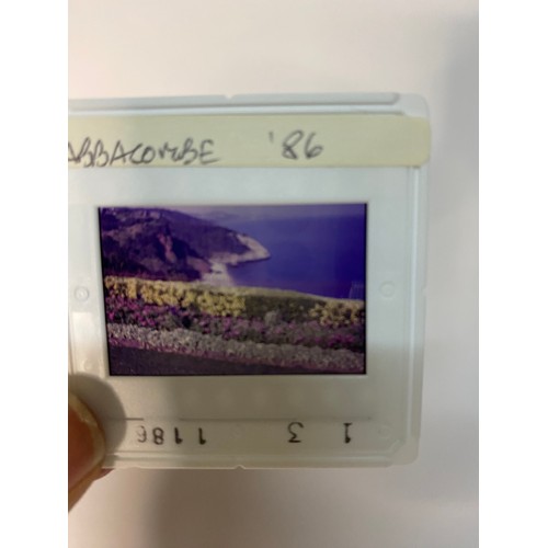 99 - Selection of vintage 35mm slides.