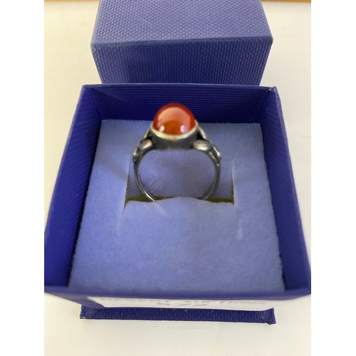 572 - Sterling Silver and Amber Ring. Size M