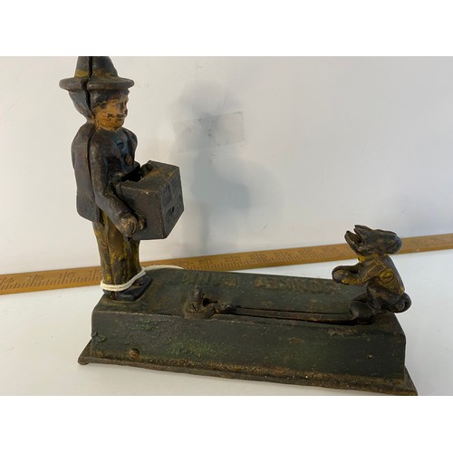 575 - Antique cast iron mechanical moneybox, Jumping 