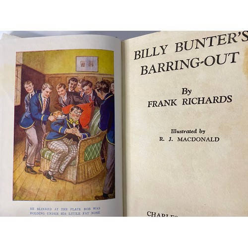 607 - Box of vintage Billy Bunter books 7 of which are 1st Editions.