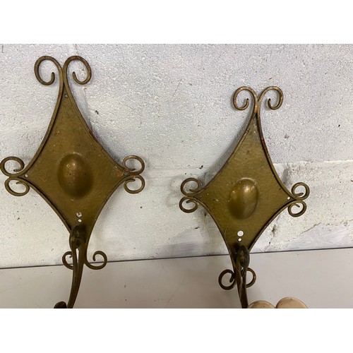 734 - Pair of hand blown hanging lamps measuring 23 cms tall with metal hangars