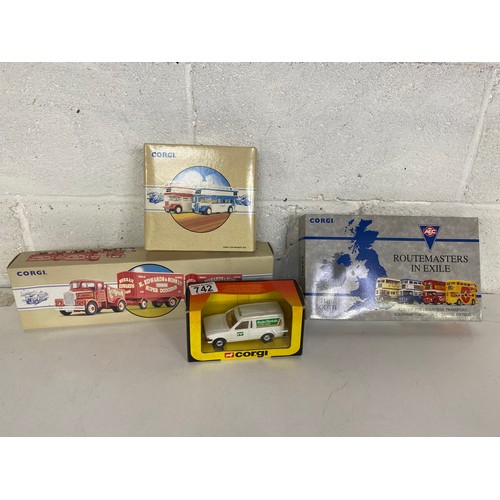 742 - Collection of die cast collectables including Corgi 97920, 97050, limited edition Routemasters in Ex... 