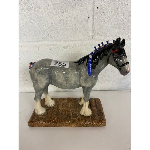 755 - Royal Doulton Clydesdale RDA55 standing 20cms tall