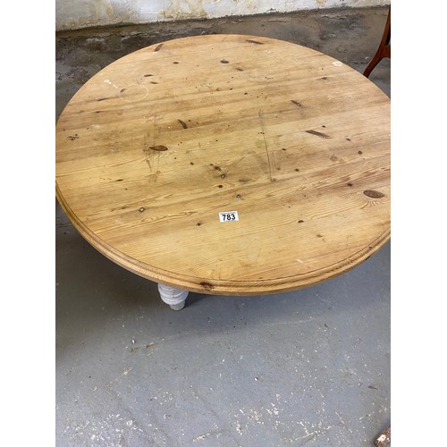 783 - Pine coffee table measuring 93 cms diameter