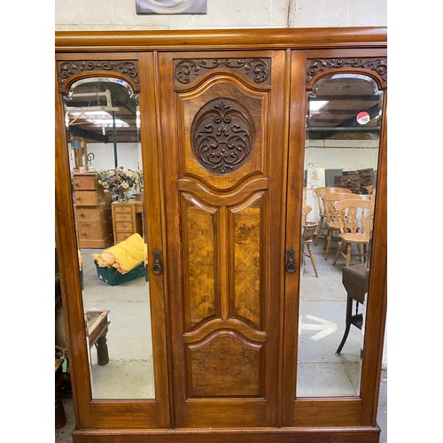 790 - Late Victorian decorative triple wardrobe 5ft wide with 2 mirrors