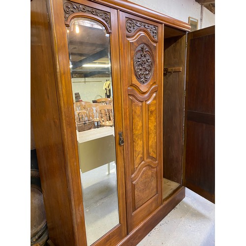 790 - Late Victorian decorative triple wardrobe 5ft wide with 2 mirrors