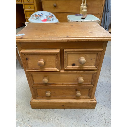 795 - Pine set of drawers measuring 49 x 31 x 57 cms tall