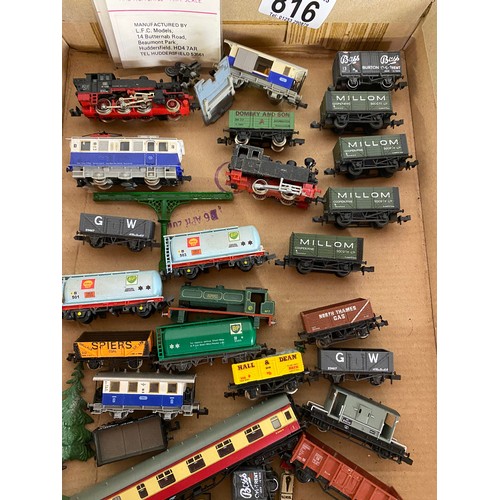 816 - Collection of trains and carriages by LFC model