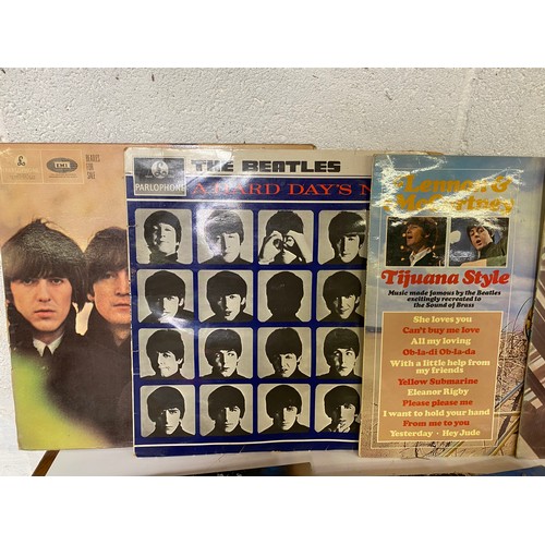 859 - Selection of Beatles LP's