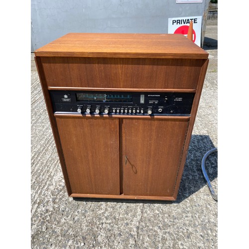 870 - Goldring GL 72 player and Dynatron Transpower SRX 26 in record cabinet measuring 54 x 77 cms tall